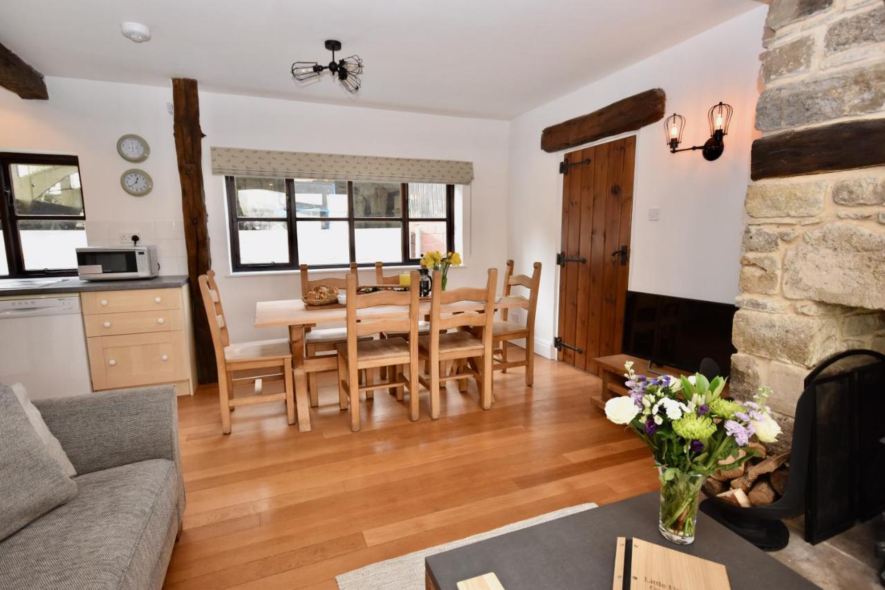 Little Upton Farm Cottages Райд Экстерьер фото